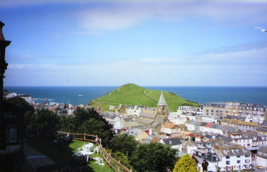 view-left-00.jpg (82663 bytes)